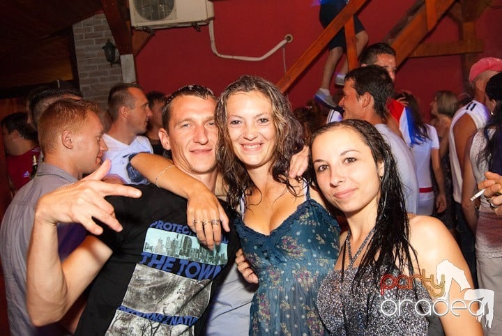Spumă party cu AM DJ @ Disco Faház,