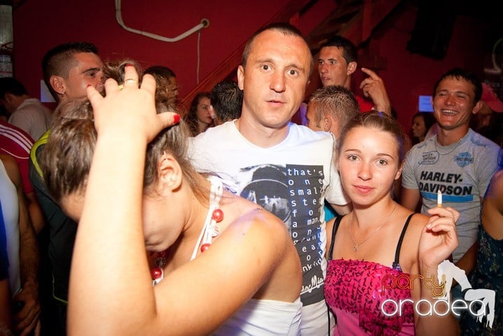 Spumă party cu AM DJ @ Disco Faház,