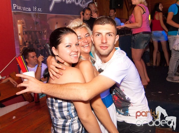 Spumă party cu AM DJ @ Disco Faház,