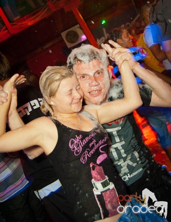 Spumă party cu AM DJ @ Disco Faház,