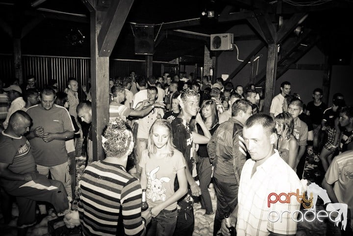 Spumă party cu AM DJ @ Disco Faház,