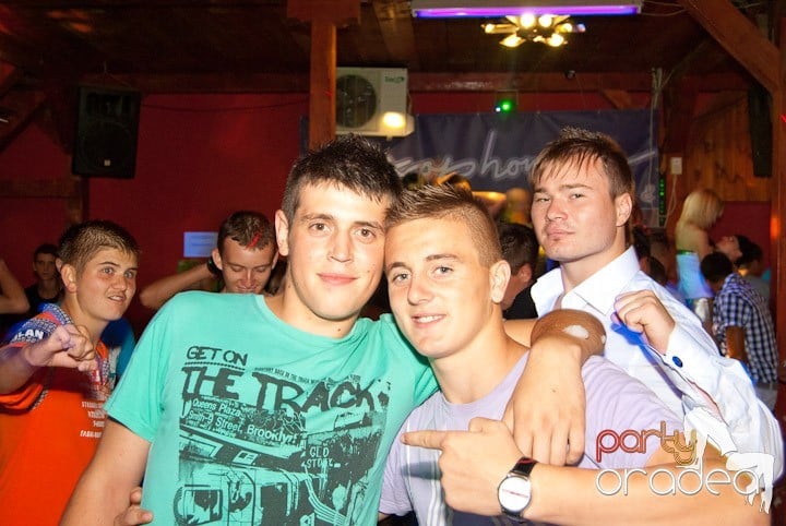 Spumă party cu AM DJ @ Disco Faház,