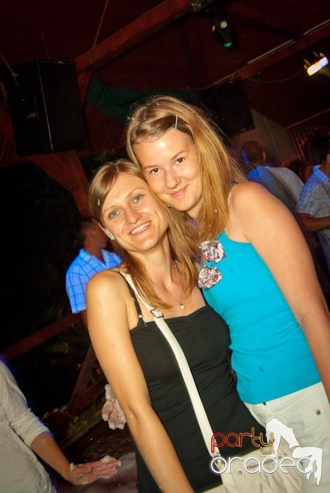 Spumă party cu AM DJ @ Disco Faház,