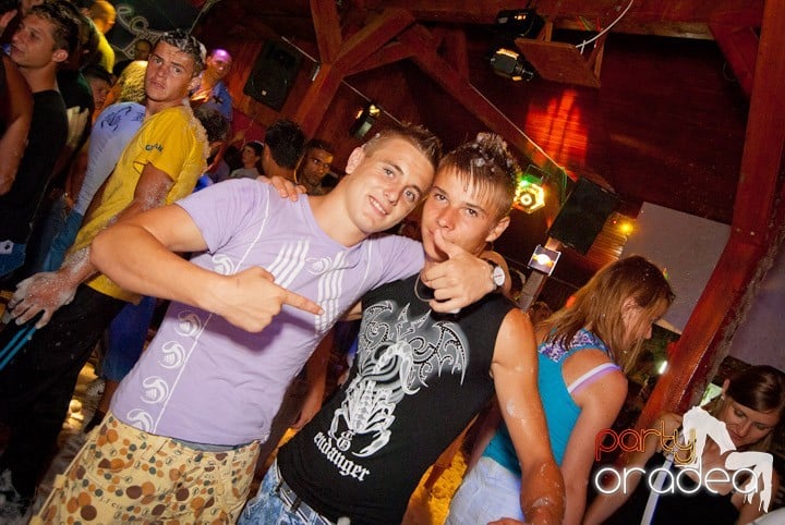Spumă party cu AM DJ @ Disco Faház,