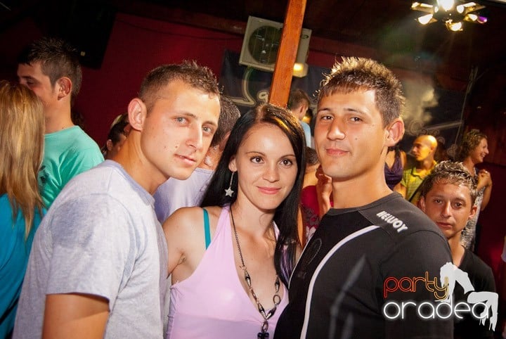 Spumă party cu AM DJ @ Disco Faház,