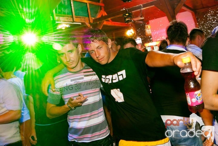 Spumă party cu AM DJ @ Disco Faház,