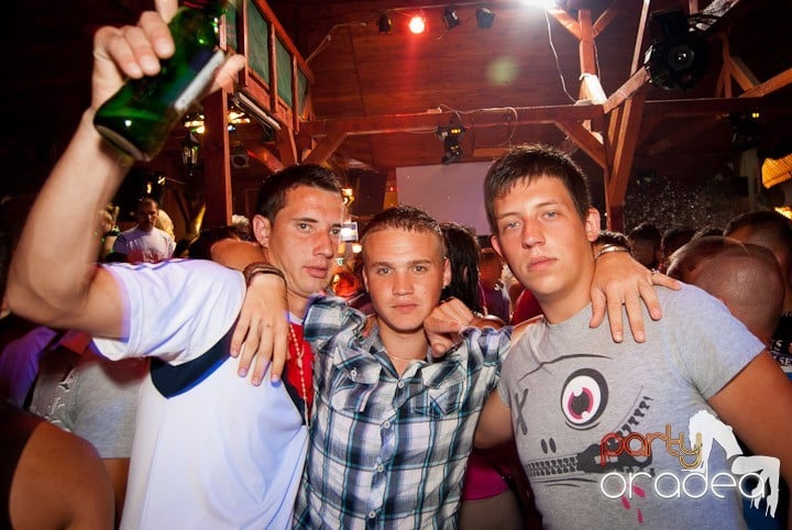 Spumă party cu AM DJ @ Disco Faház,