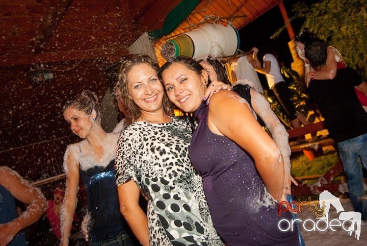 Spumă party cu AM DJ @ Disco Faház,