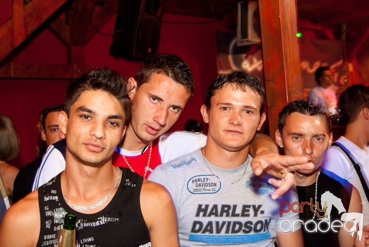 Spumă party cu AM DJ @ Disco Faház,