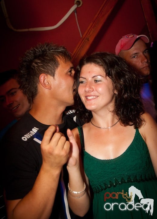 Spumă party cu AM DJ @ Disco Faház,