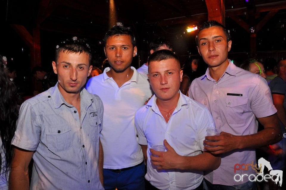 Spumă party în Disco Faház,