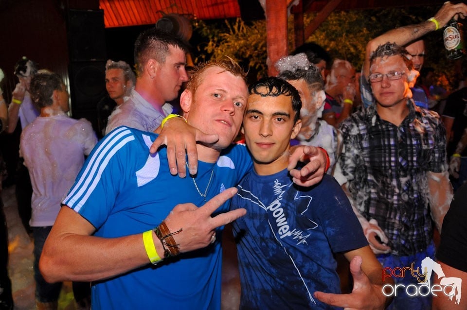 Spumă party în Disco Faház,
