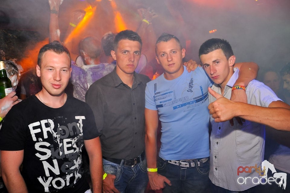Spumă party în Disco Faház,