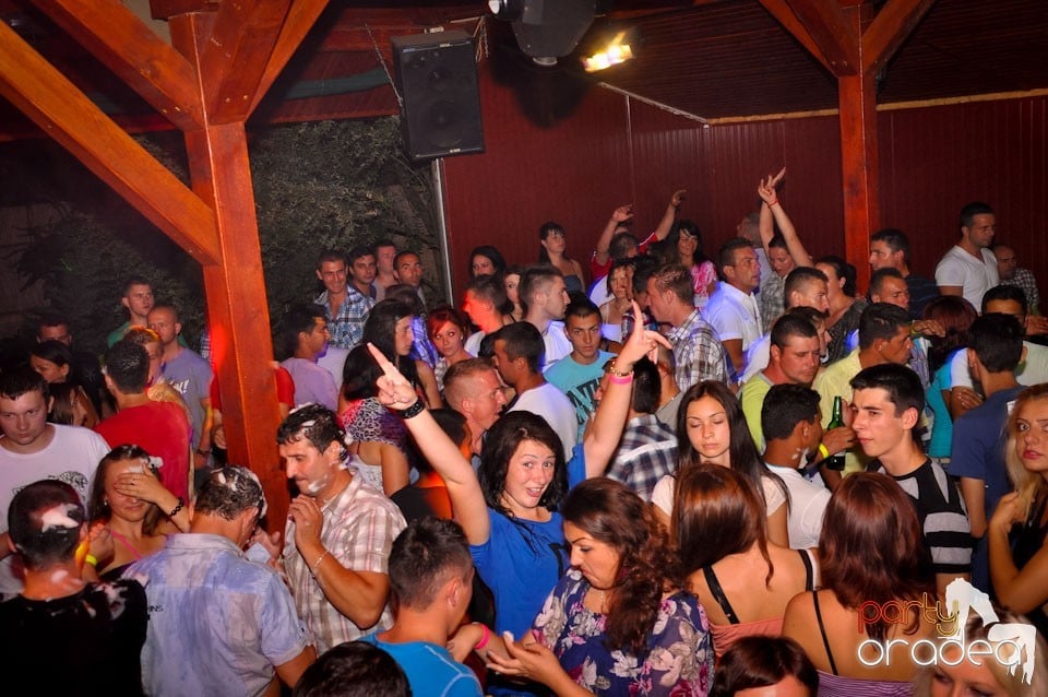 Spumă party în Disco Faház,