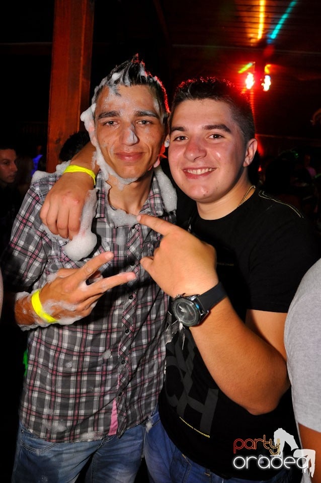 Spumă party în Disco Faház,
