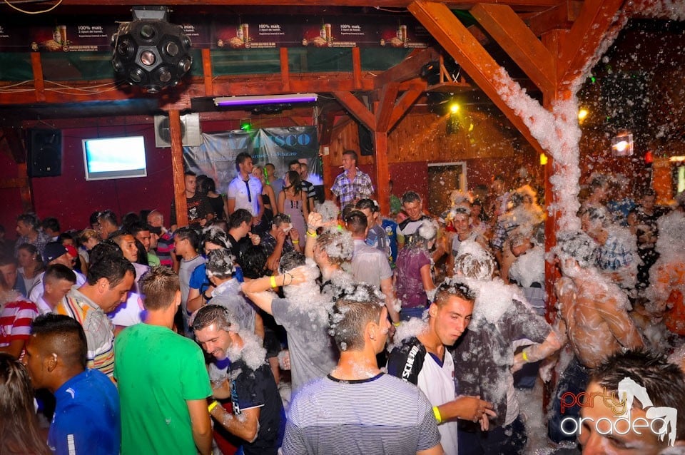 Spumă party în Disco Faház,