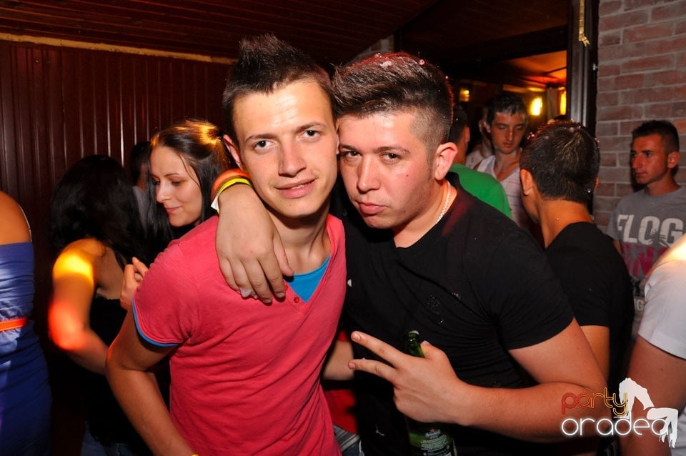 Spumă party în Disco Faház,