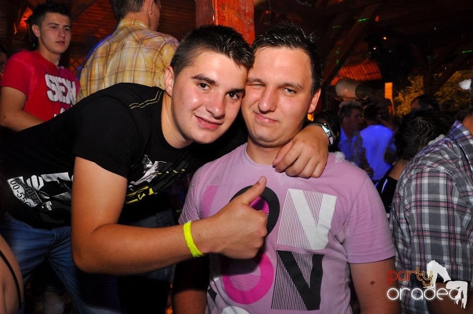 Spumă party în Disco Faház,