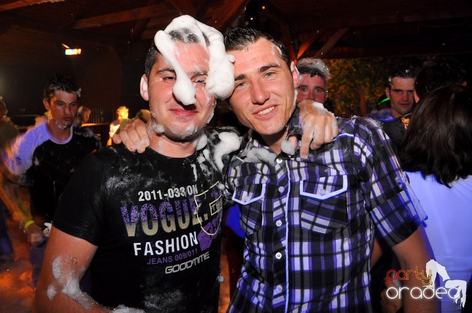 Spumă party în Disco Faház,