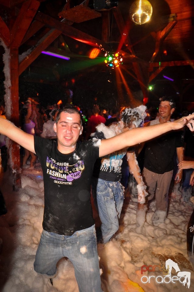 Spumă party în Disco Faház,