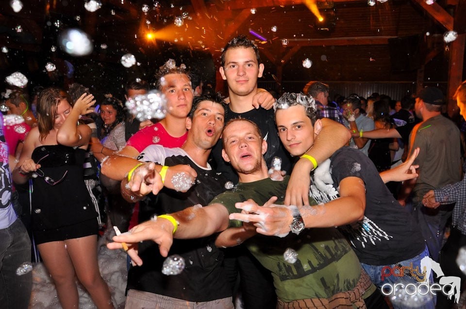 Spumă party în Disco Faház,