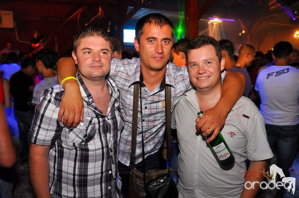Spumă party în Disco Faház,