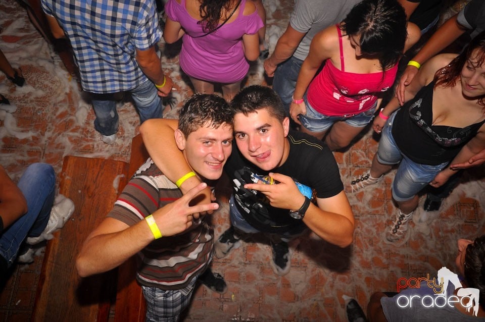Spumă party în Disco Faház,