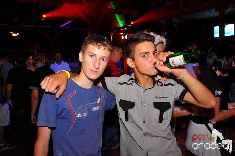 Spumă party în Disco Faház,