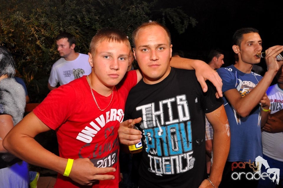 Spumă party în Disco Faház,