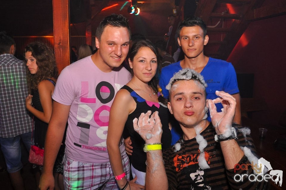 Spumă party în Disco Faház,