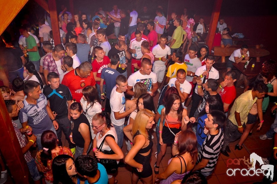 Spumă party în Disco Faház,