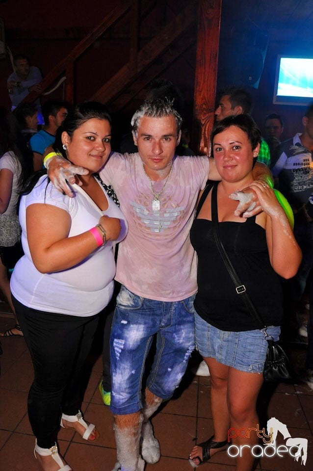 Spumă party în Disco Faház,