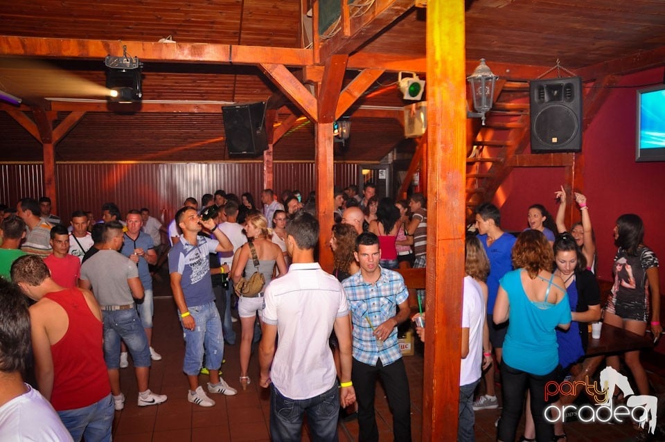 Spumă party în Disco Faház,
