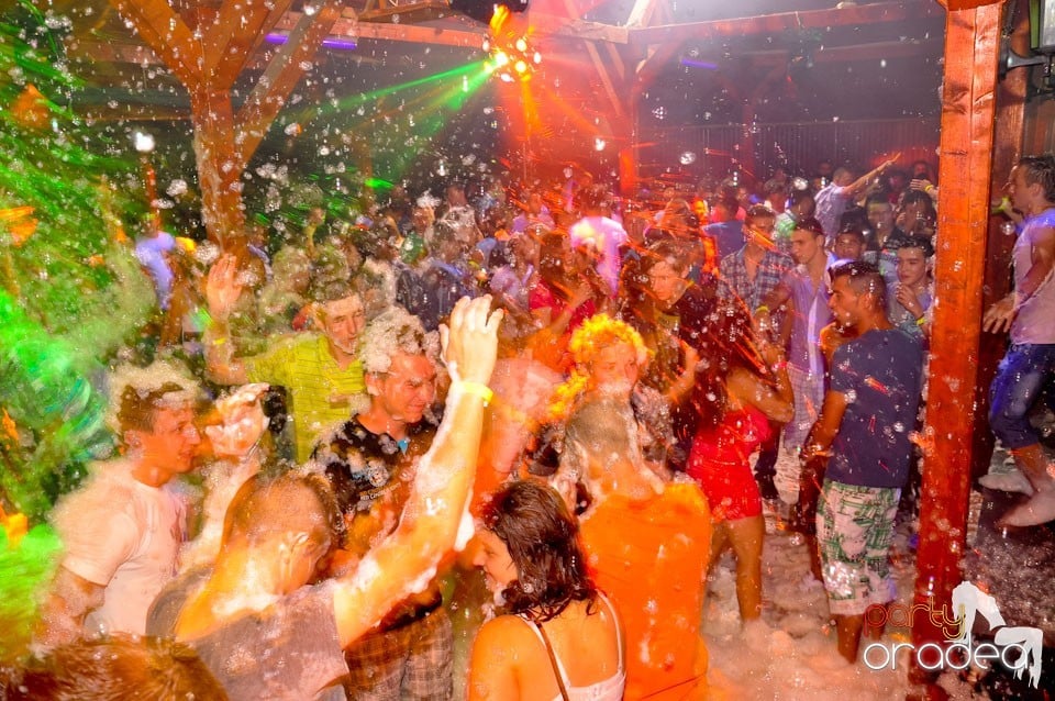 Spumă party în Disco Faház,