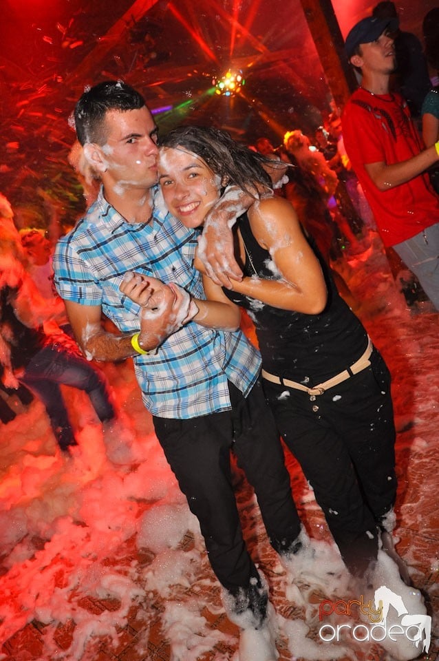 Spumă party în Disco Faház,