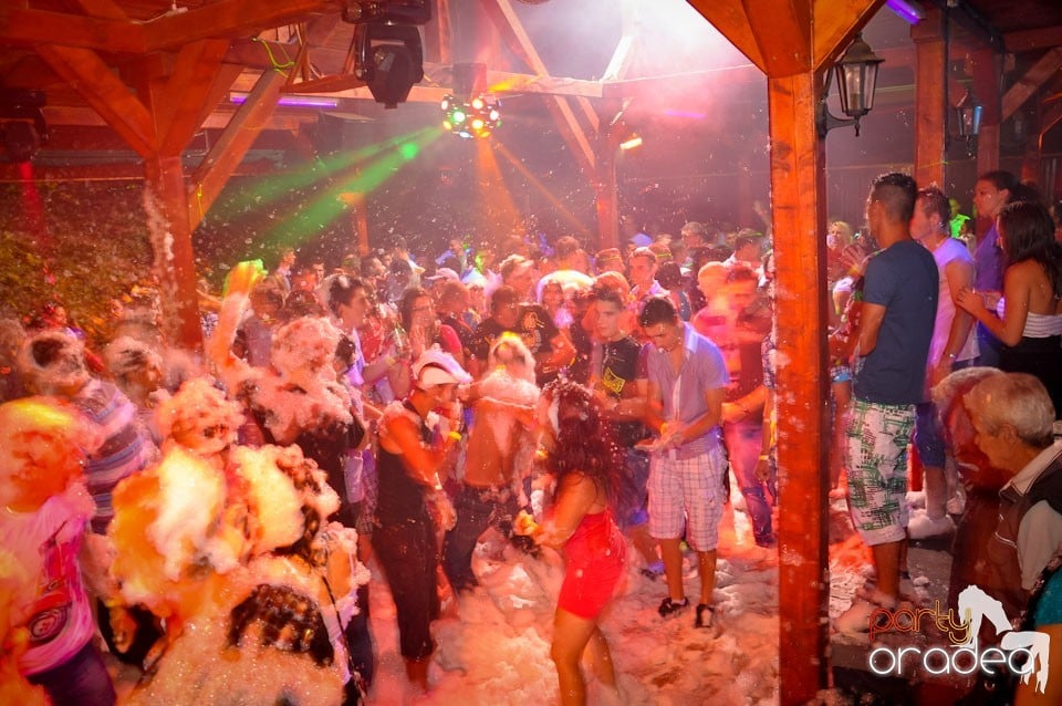Spumă party în Disco Faház,