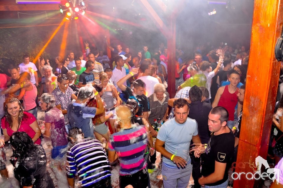 Spumă party în Disco Faház,