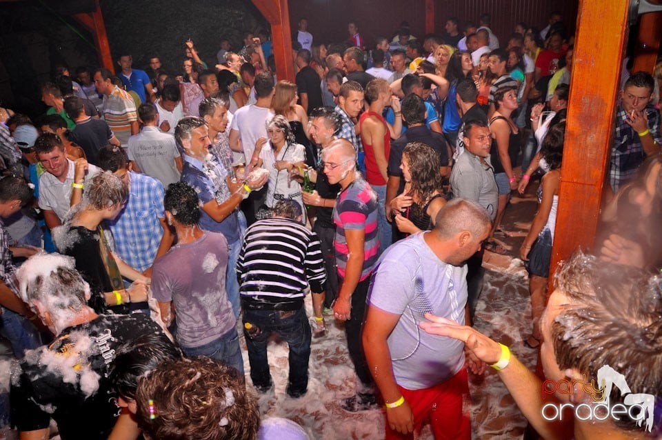 Spumă party în Disco Faház,