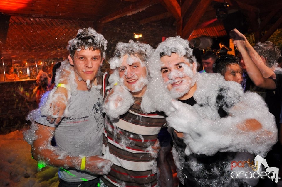 Spumă party în Disco Faház,