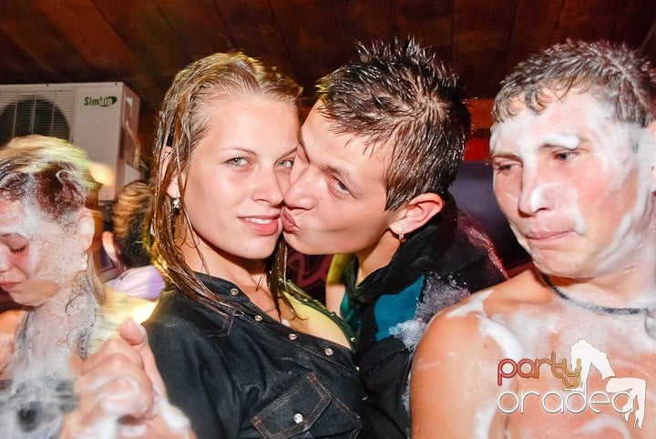 Spumă party reloaded @ Disco Faház, 