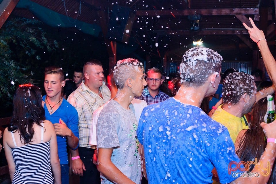 Spumă Party, 