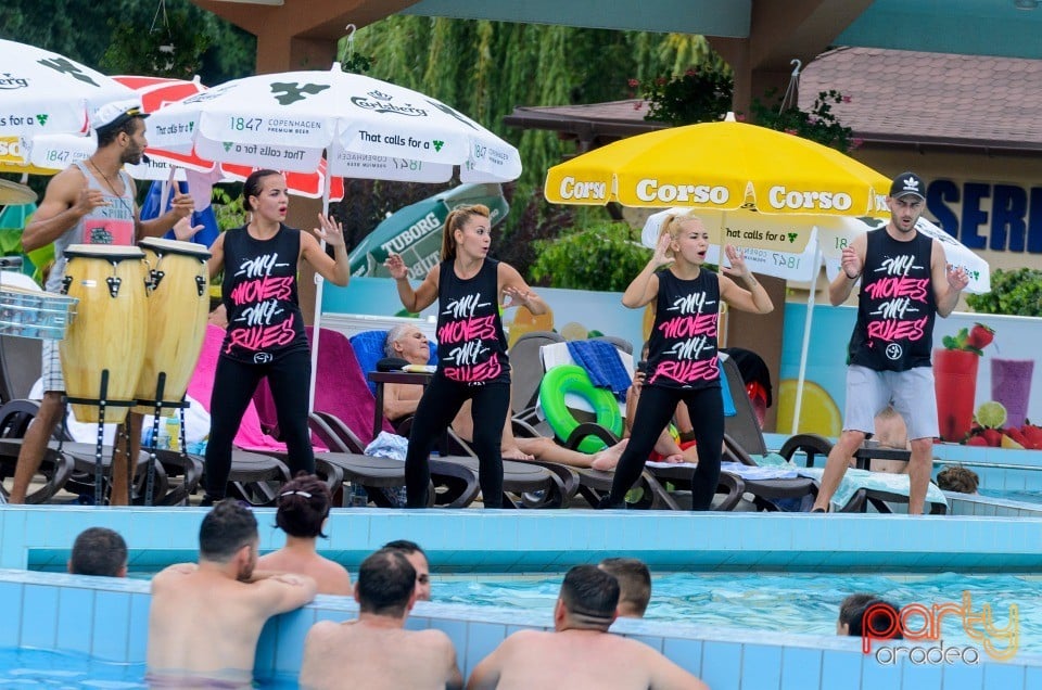 Spumă Party, Hotel Internaţional