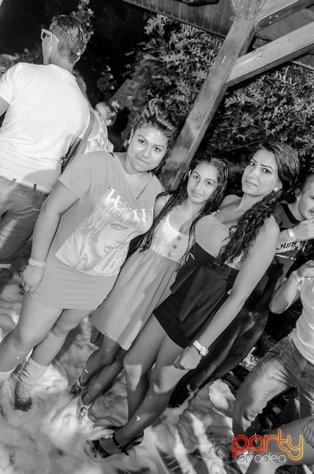 Spumă Party, 