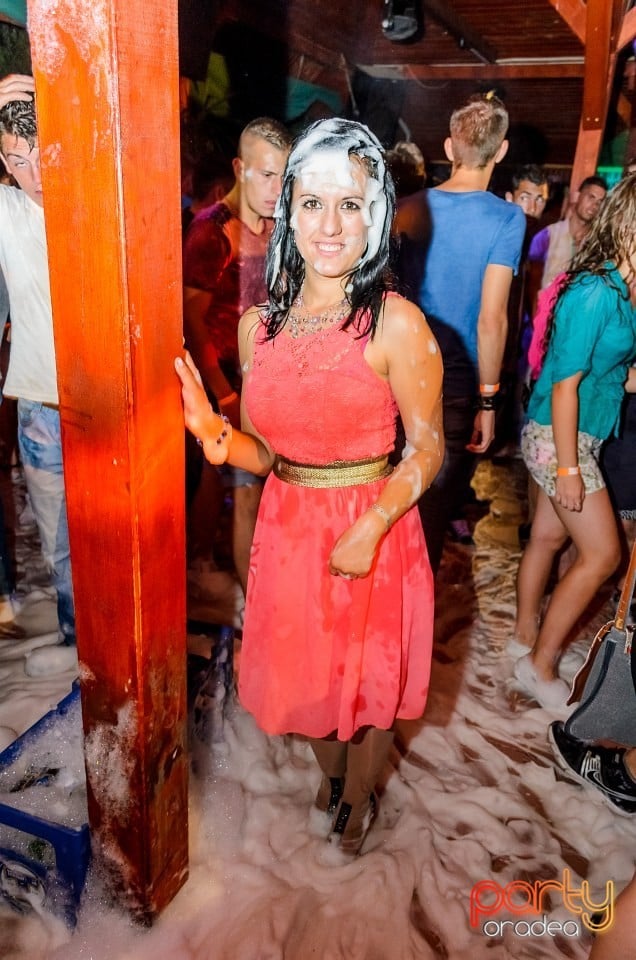 Spumă Party, 