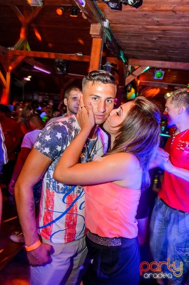 Spumă Party, 