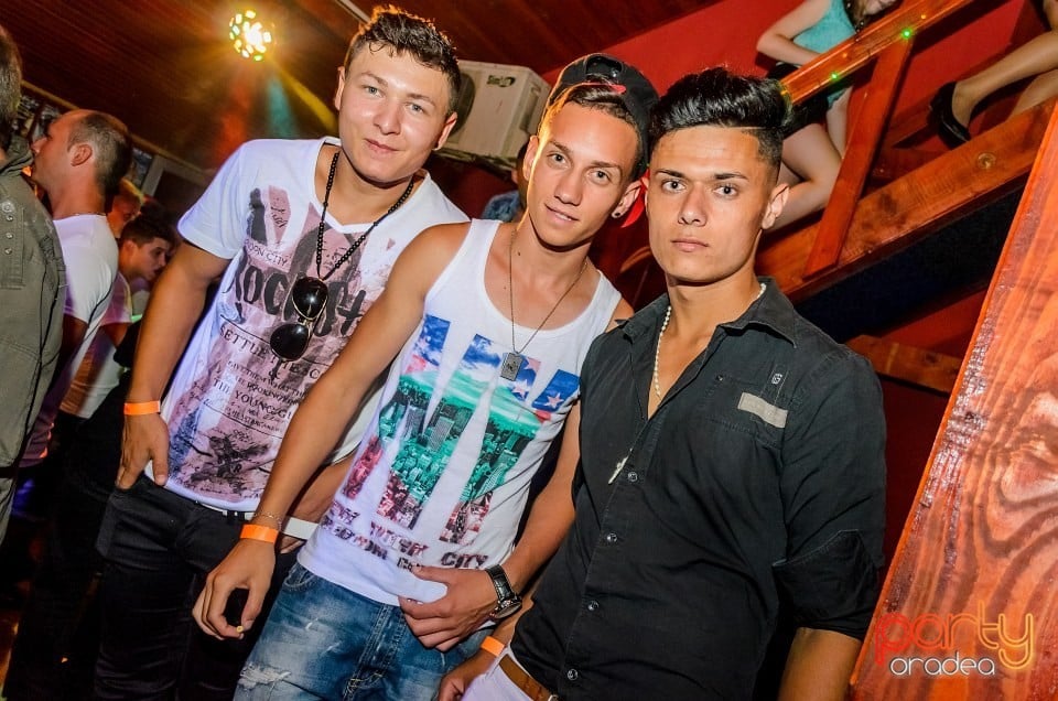 Spumă Party, 