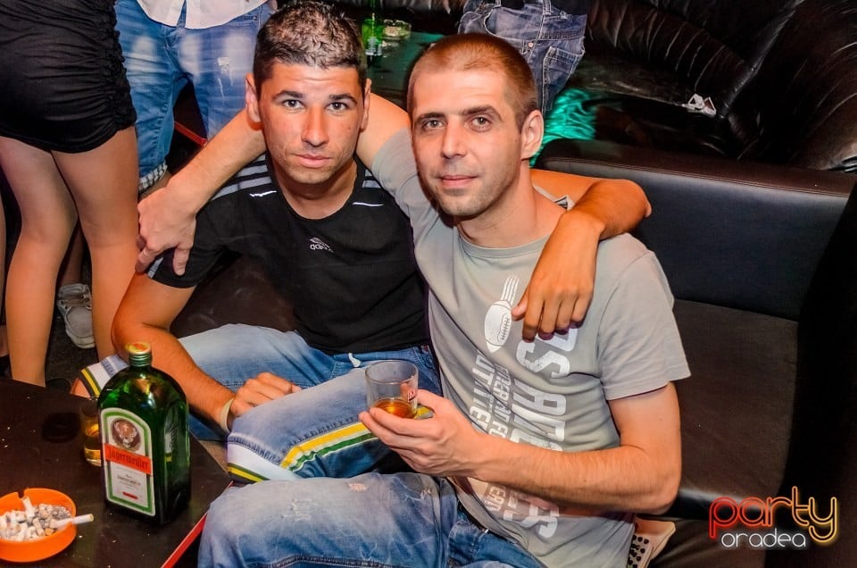 Spumă Party, 
