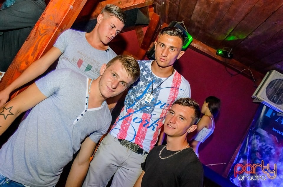 Spumă Party, 