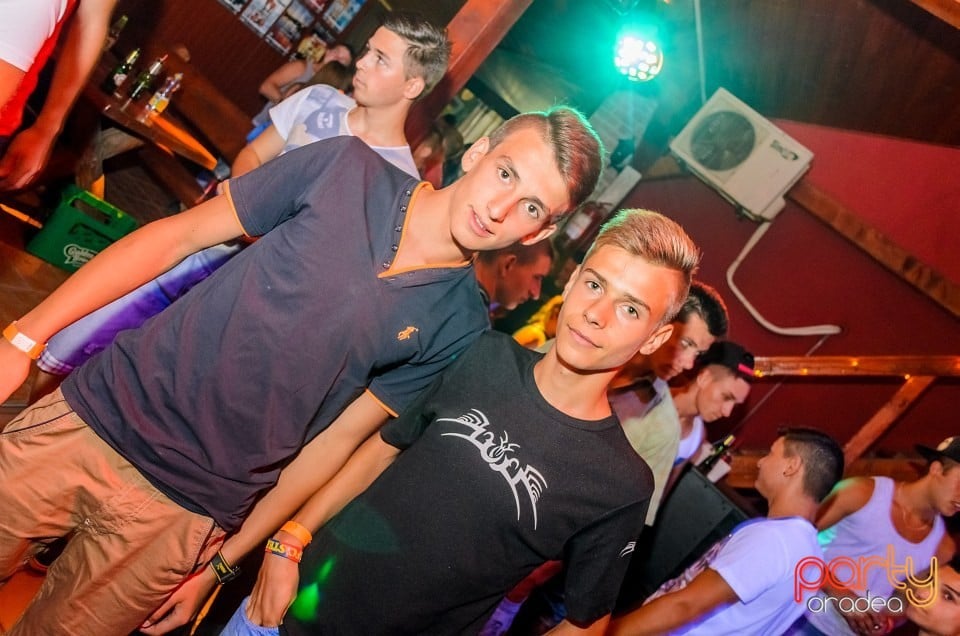 Spumă Party, 