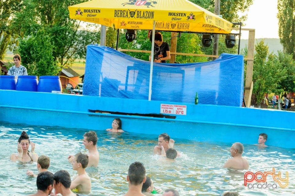 Spuma Party, Ştrand Chislaz